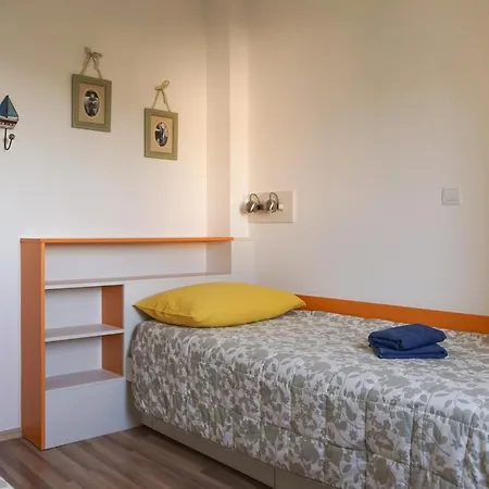 Apartment Punat * Punat