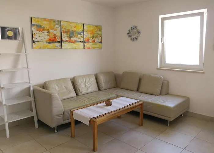 Apartment Punat بونات